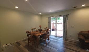 2315 Cross Ave, Santa Rosa, CA 95401