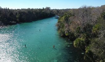 1640 JUNO Trl 205A, Astor, FL 32102