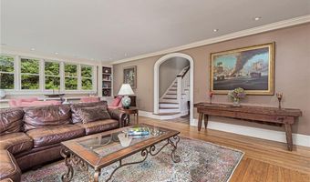 170 Lloyd Rd, North Kingstown, RI 02874