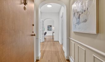 3041 SEDGWICK St NW 201-D, Washington, DC 20008