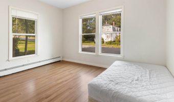 25 Winter St, Bangor, ME 04401