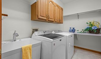 47 Curtis Ct, Broomfield, CO 80020