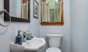 27 Grafton Dr, Bedford, NH 03110