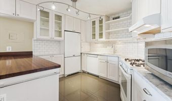 5225 POOKS HILL Rd 1701N, Bethesda, MD 20814