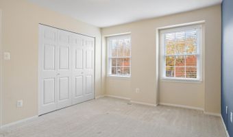 8403 THOMPSON Rd, Annandale, VA 22003