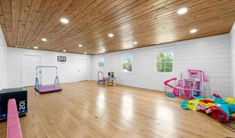 387 Emory Dr, Arab, AL 35016