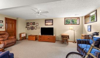 2014 Jonathan St, Kendallville, IN 46755