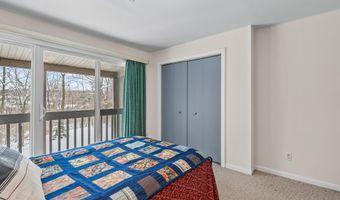 2050 Chalmers Dr, Ann Arbor, MI 48104