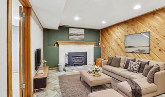 6874 Demby Rd, Arena, WI 53503