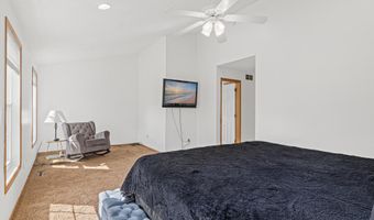 15871 Freedom Ln, Apple Valley, MN 55124