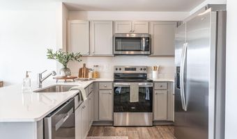205 Maddox Dr, Aberdeen, NC 28315