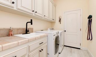 756 Hale Dr, Alpine, CA 91901