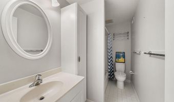 3843 30TH St N, Arlington, VA 22207
