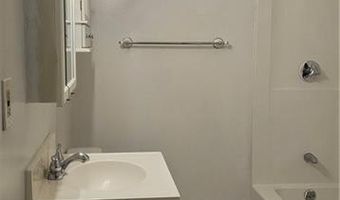 567 Smithfield Rd 30, North Providence, RI 02904
