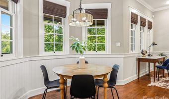 1 Cedar Chine Dr, Asheville, NC 28803