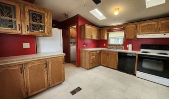 50 Holiday Ln, Standish, ME 04084