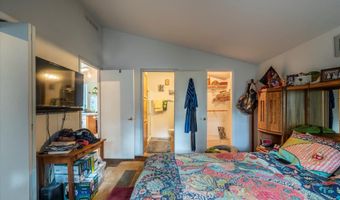 498 KLAMATH Ave SE, Bandon, OR 97411