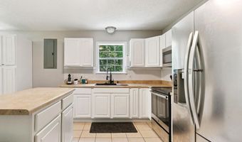 4017 7th St, Bay St. Louis, MS 39520