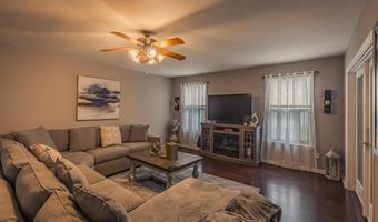 26 Columbia St, Amsterdam, NY 12010