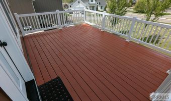 6315 E Chartwell Gdns, Ammon, ID 83406