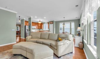 5 Minot Light Ct, Barnegat, NJ 08005