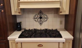 540 Fairlane Dr, Alma, MI 48801