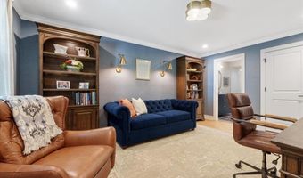1307 Red Oak Plantation Dr, Ballwin, MO 63021