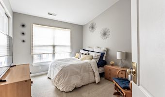 43738 CLEMENS Ter, Ashburn, VA 20147