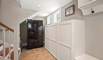 106 Coosaw Club Dr, Beaufort, SC 29907