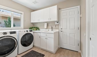 3276 W Hillcrest Ln, Boise, ID 83705