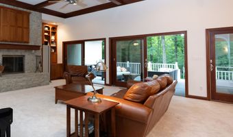 10671 Geist Ridge Ct, Fishers, IN 46040