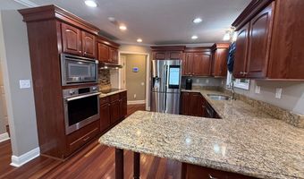 940 Daniels Crk, Banner, KY 41603