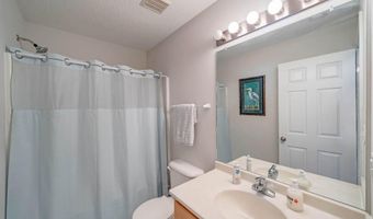 2806 Ithica Ct, Altoona, IA 50009