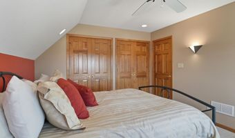 10047 SW 101st St, Auburn, KS 66402