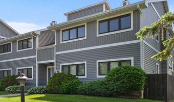 120 Summit Beach Dr, Algoma, WI 54201