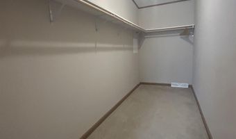 805 Elm St, Allison, IA 50602