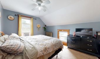 184 Whitney St, Auburn, ME 04210