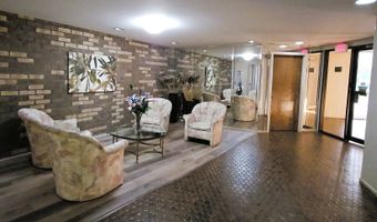 3300 N Carriageway Dr 307, Arlington Heights, IL 60004