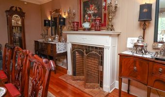 205 Valley Dr, Americus, GA 31709