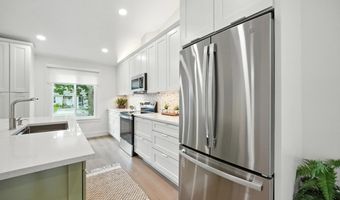 573 AQUATIC Dr, Atlantic Beach, FL 32233