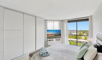 2000 Island Blvd 808, Aventura, FL 33160