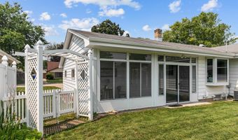 1024 S MATTHIAS St, Appleton, WI 54915