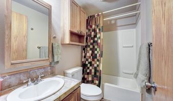 30049 Sunnyside Ct, Arkansas City, KS 67005