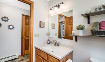 120 Colbath Rd, Barnstead, NH 03225