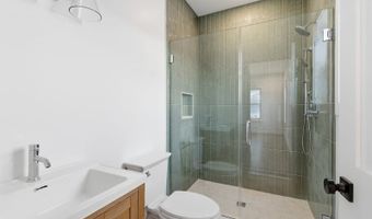 54 E Washington Ave, Atlantic Highlands, NJ 07716