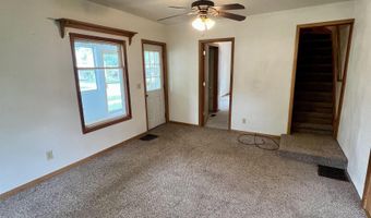 823 Pine Ave, Alma, MI 48801
