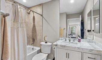 5706 Baltimore Dr 353, La Mesa, CA 91942