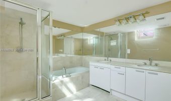 3131 NE 188th St 1-1205, Aventura, FL 33180