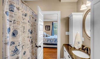 118 Edith Dr, Bay St. Louis, MS 39520