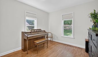 936 28th St, Des Moines, IA 50312